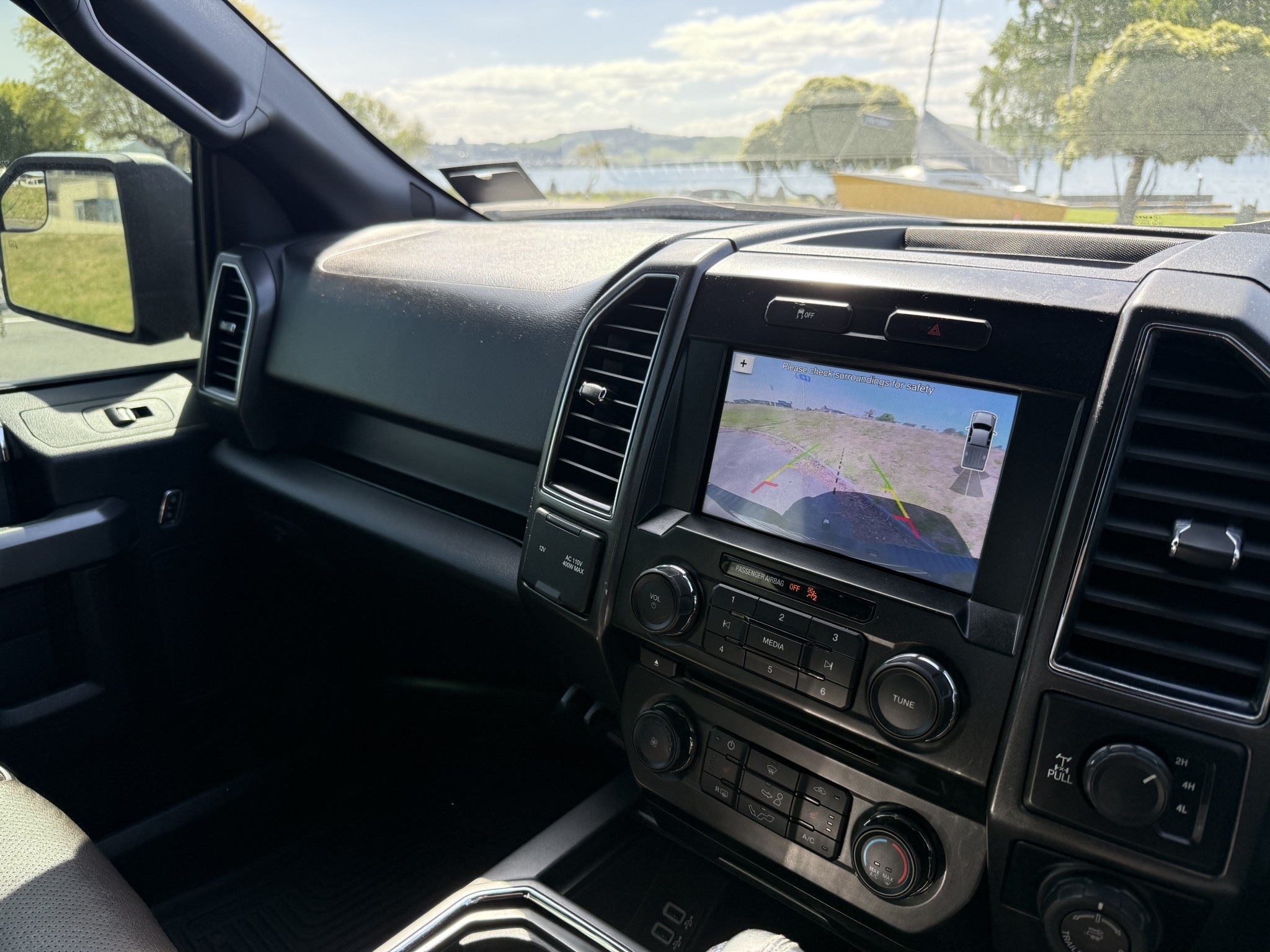 2017 Ford F150 Crew Cab 5.0 V8 petrol Coyote engine, 4WD