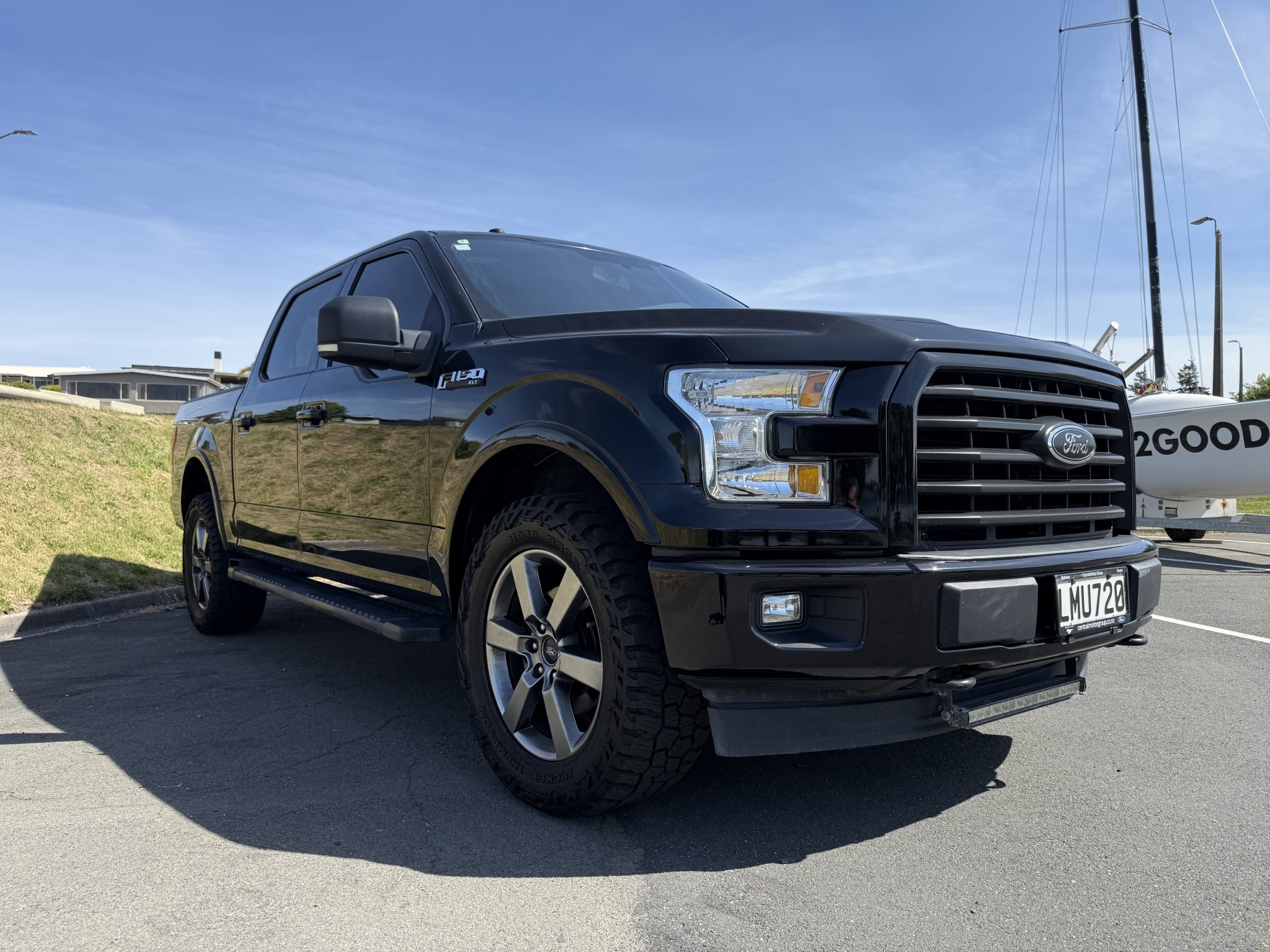 2017 Ford F150 Crew Cab 5.0 V8 petrol Coyote engine, 4WD