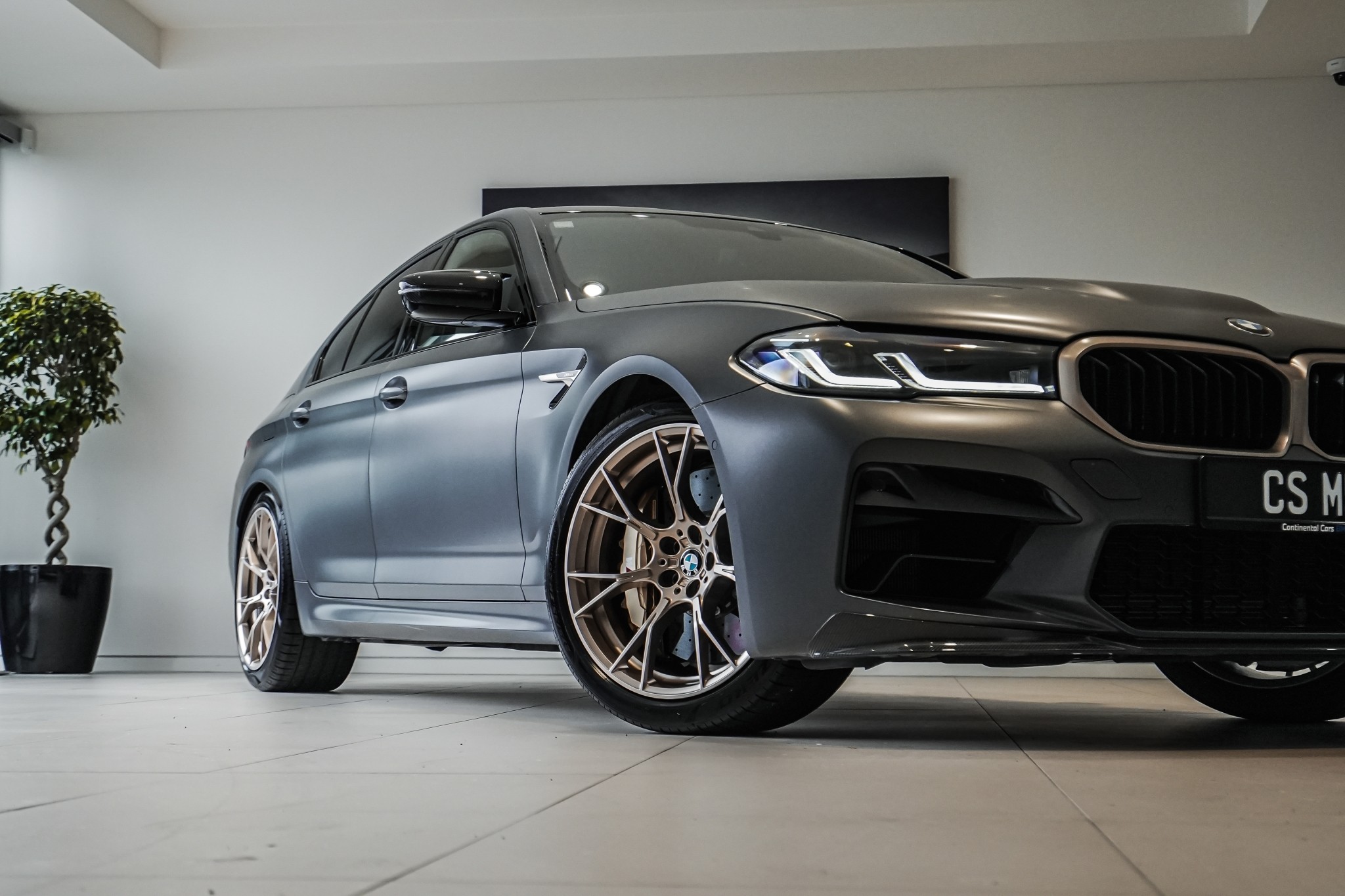 BMW M5 CS Sedan SE