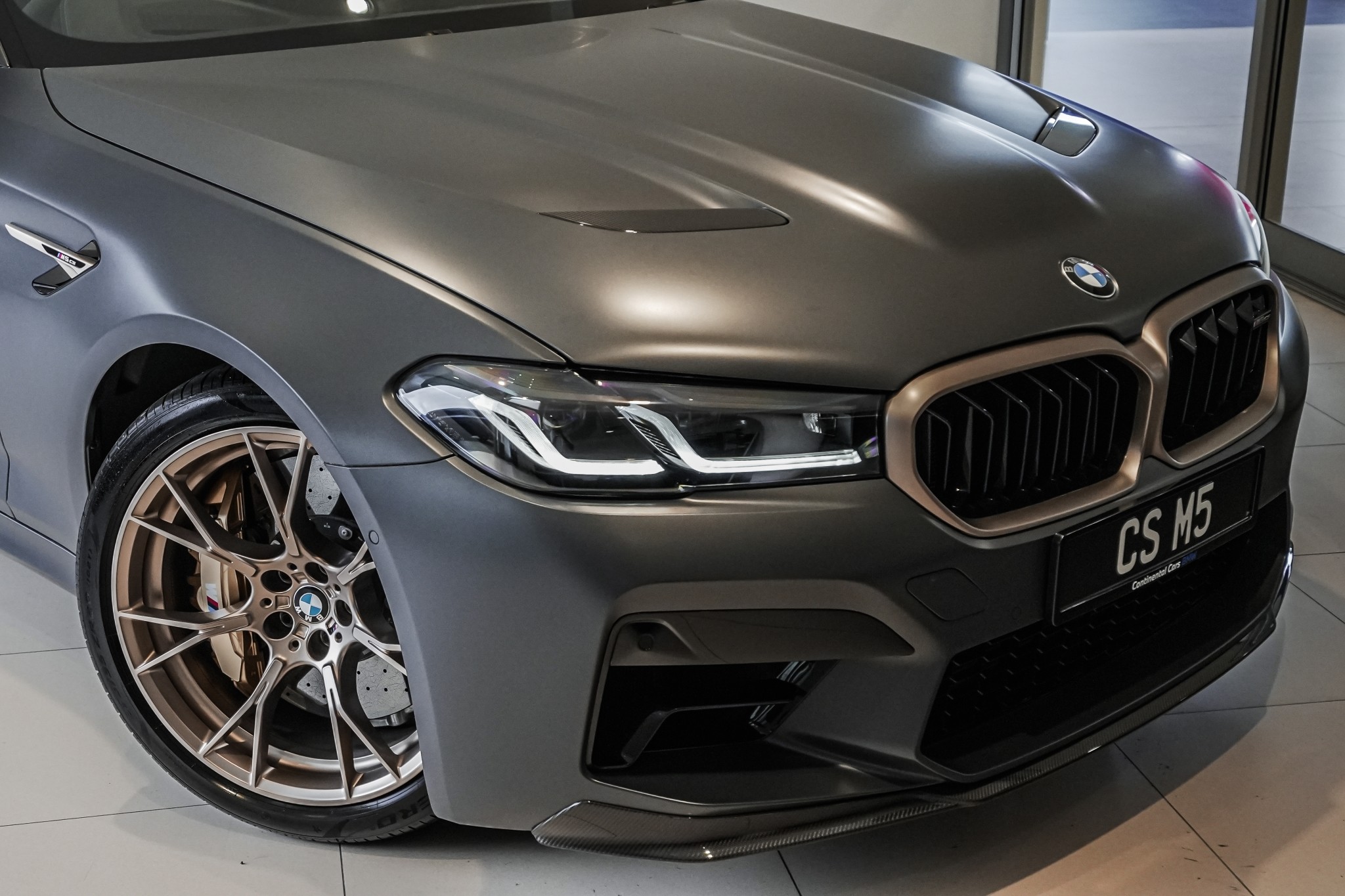 BMW M5 CS Sedan SE