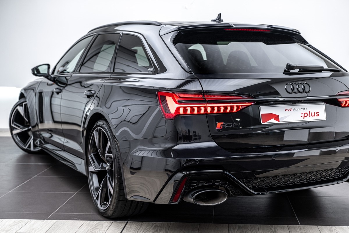 Audi RS6 AVANT (441kW)