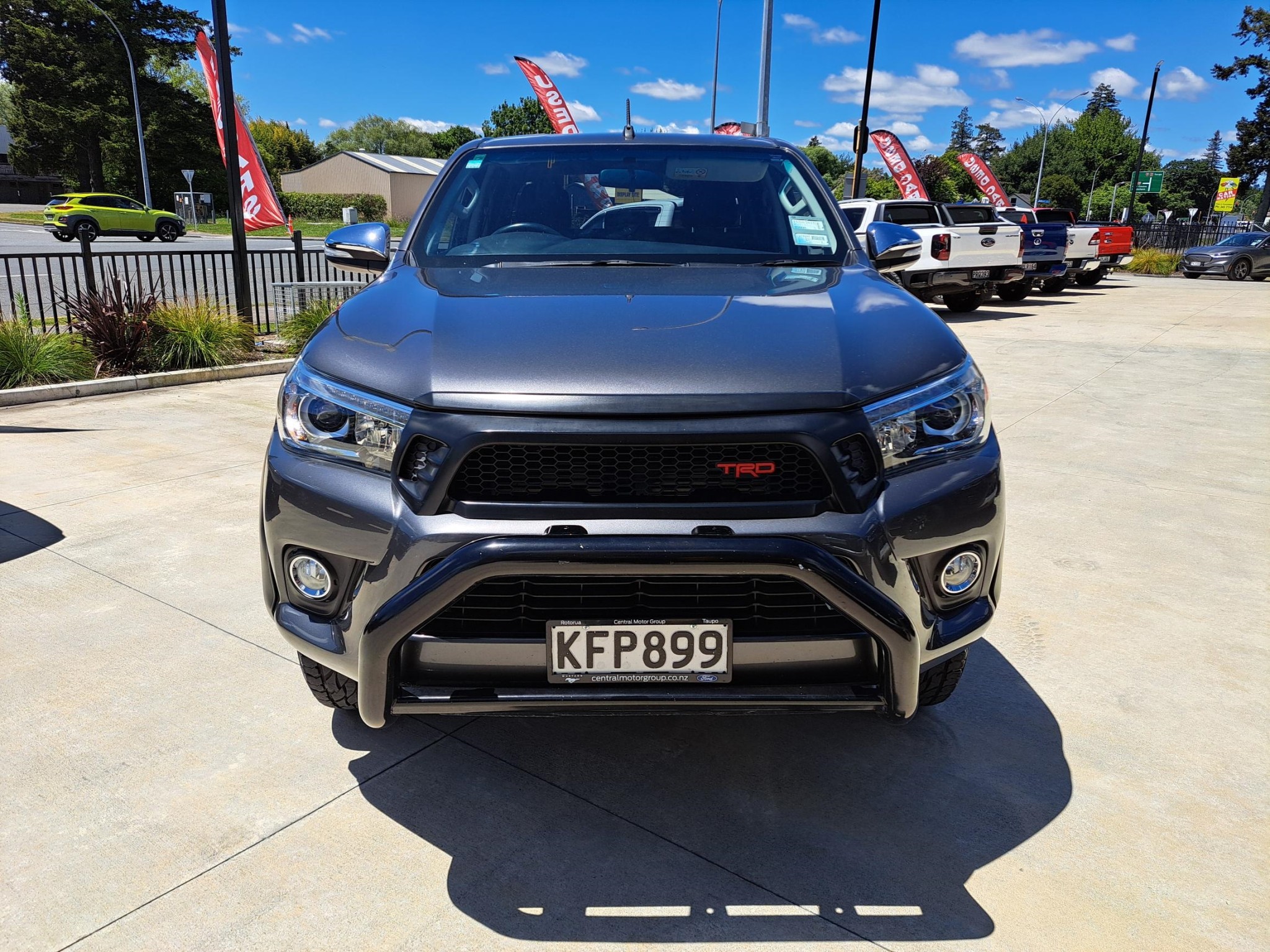 2017 Toyota Hilux Sr5 Td Dc 2.8D/6At/U