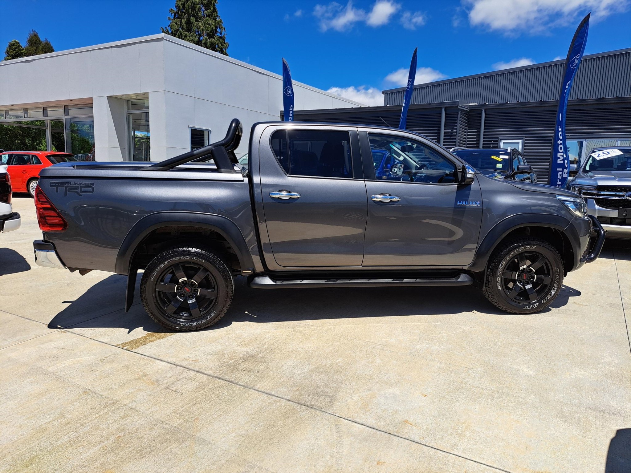 2017 Toyota Hilux Sr5 Td Dc 2.8D/6At/U