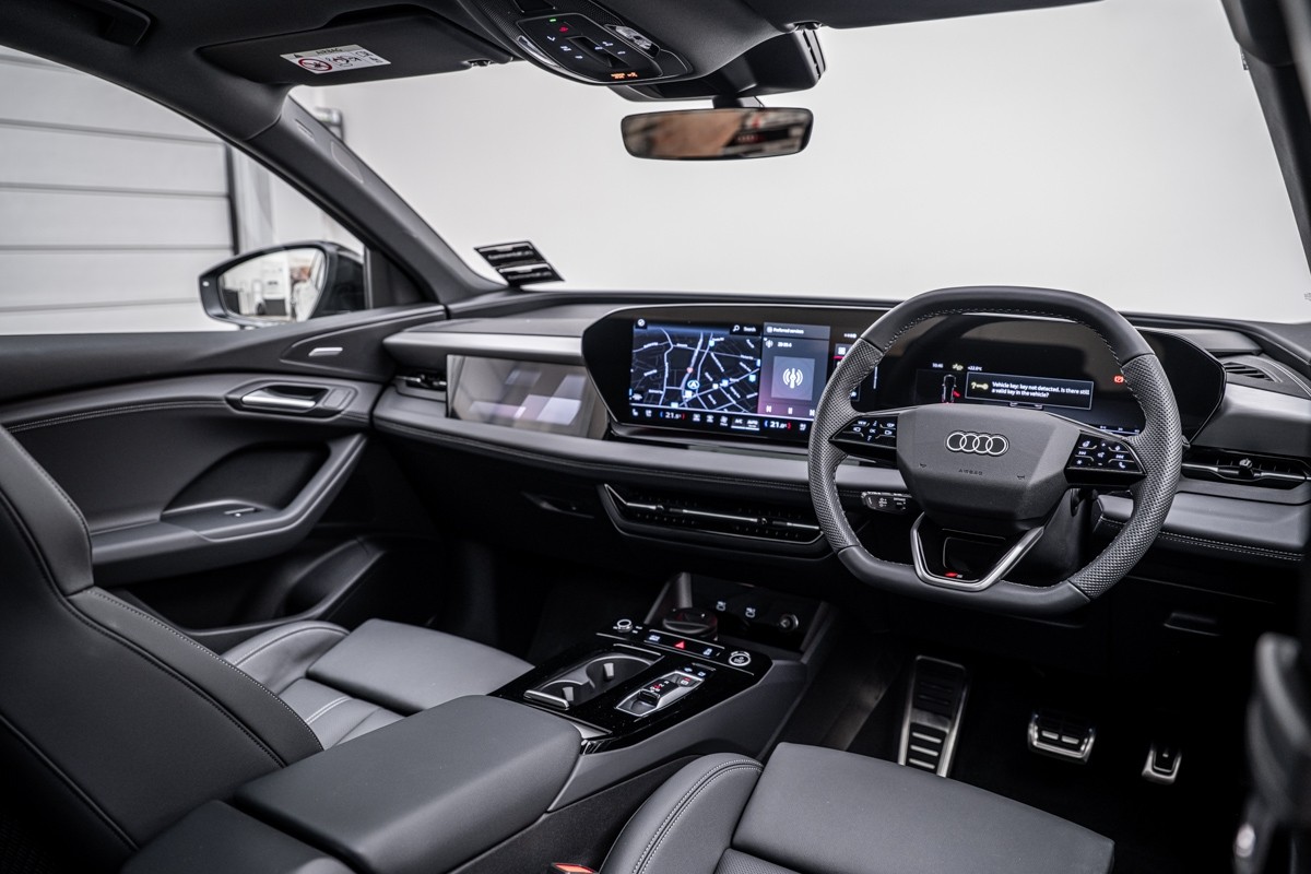 Audi Q6 SUV e-tron quattro (285KW)