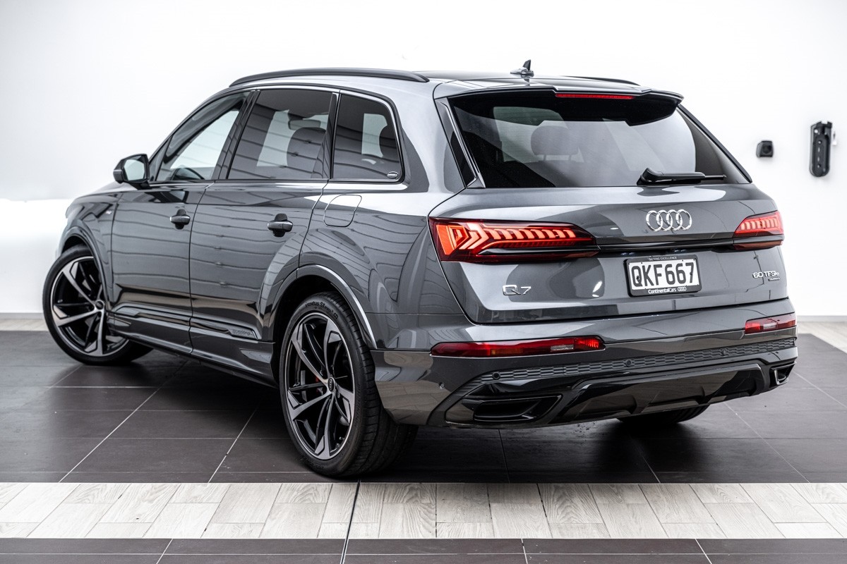 Audi Q7 60 TFSI e S Line quattro (340kW)