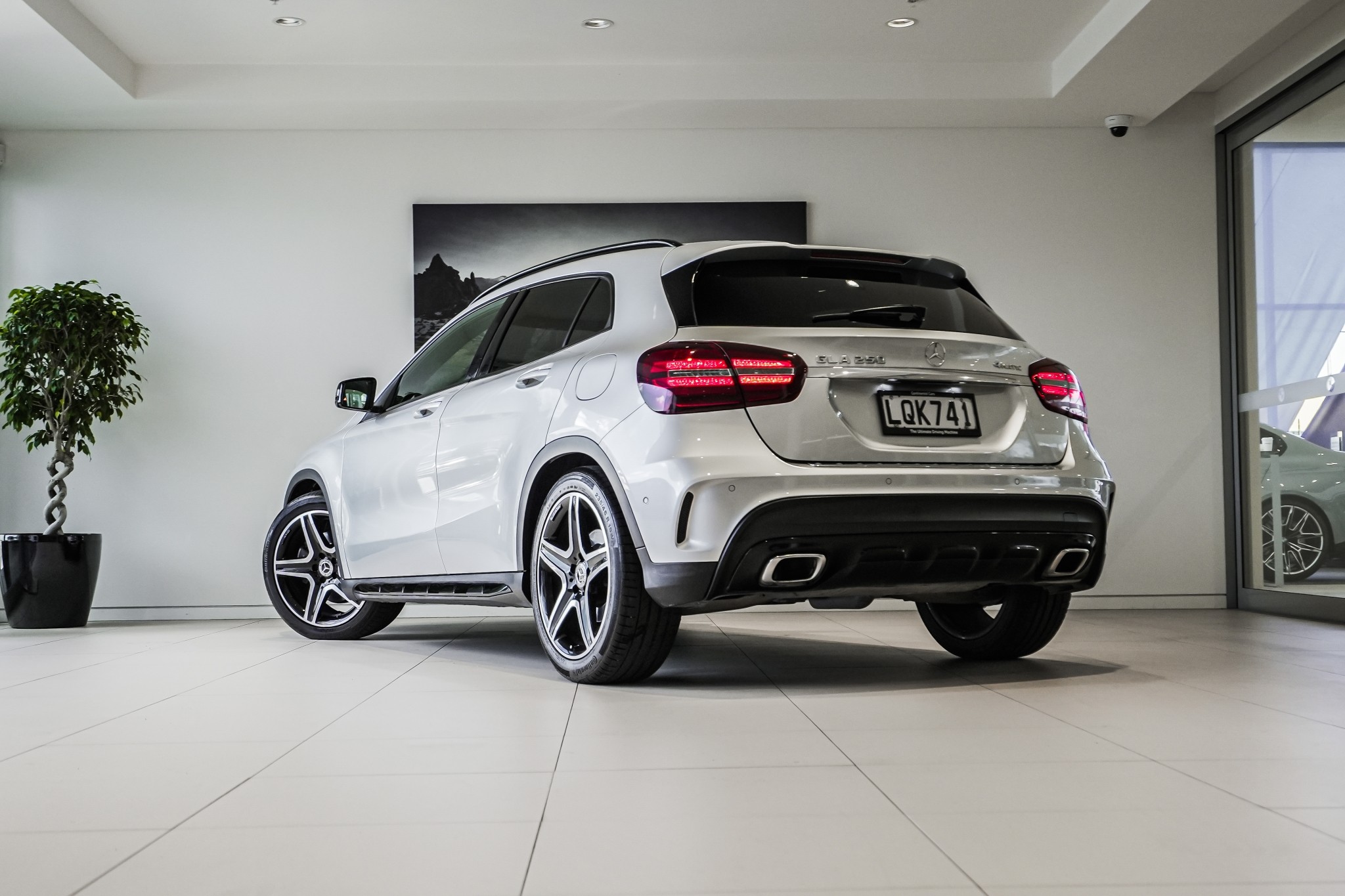 Mercedes-Benz GLA 250 4Matic 2.0P/4Wd