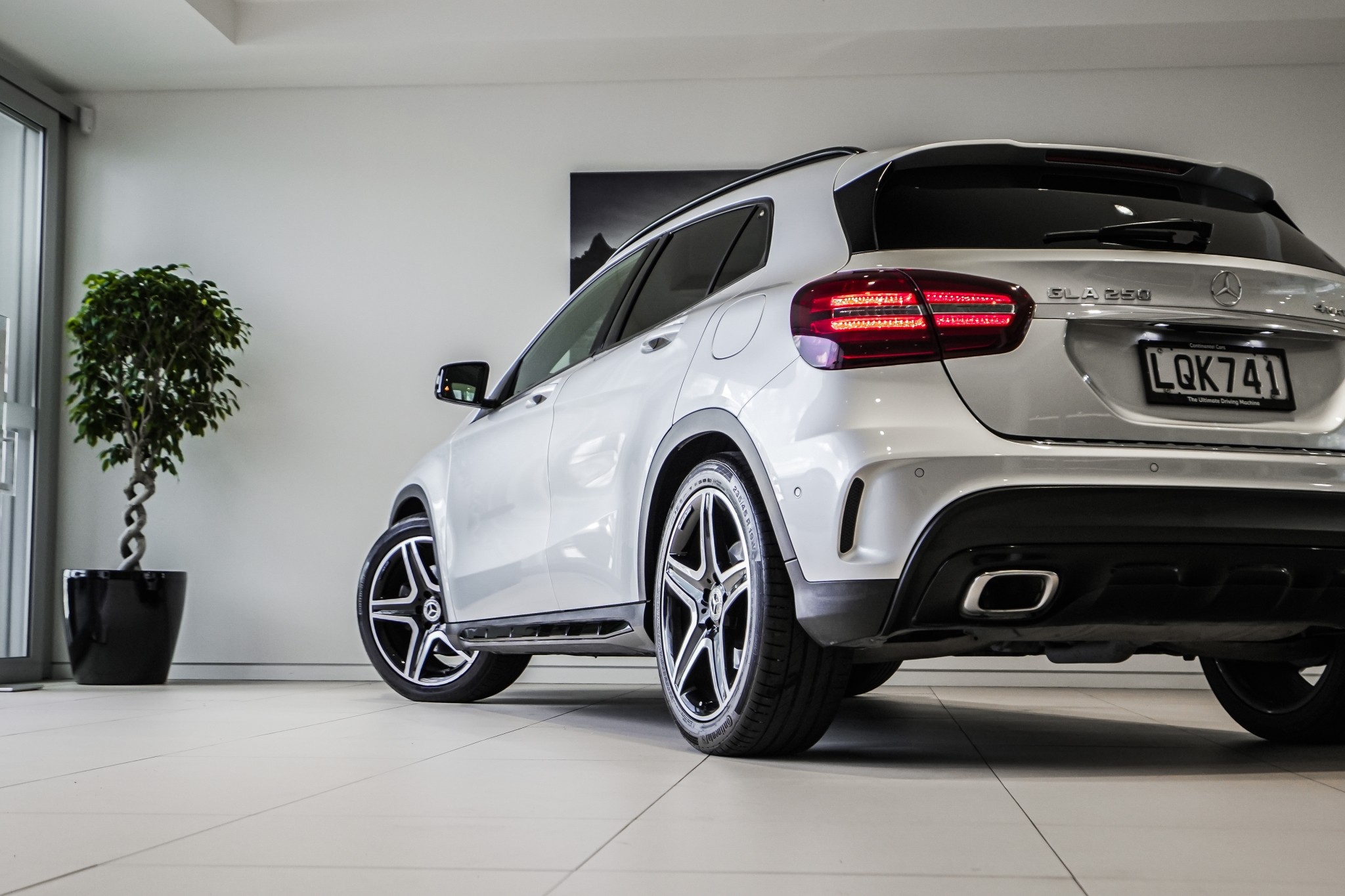 Mercedes-Benz GLA 250 4Matic 2.0P/4Wd