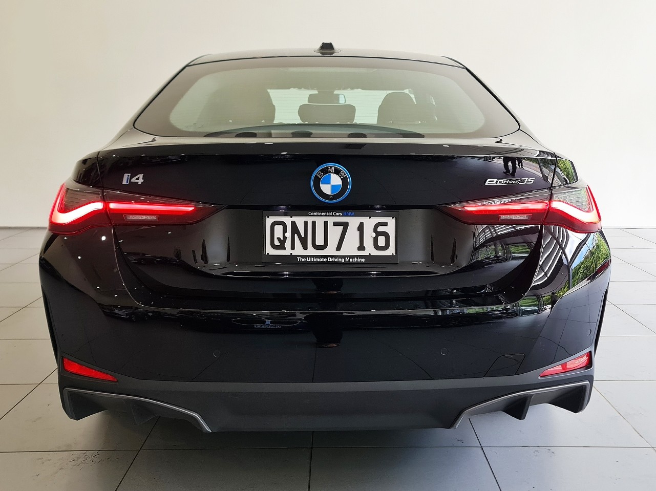 BMW i4 eDrive35