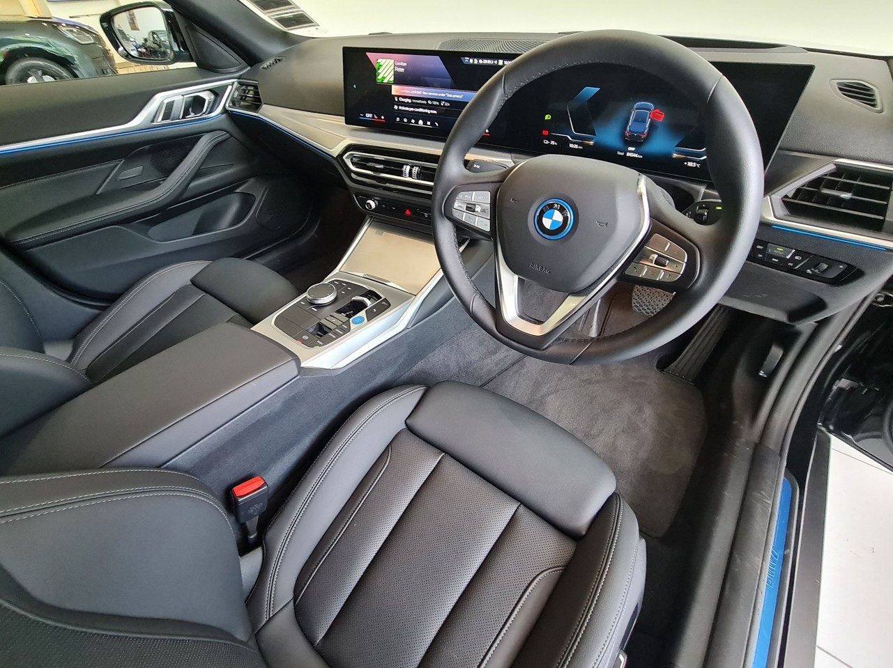 BMW i4 eDrive35