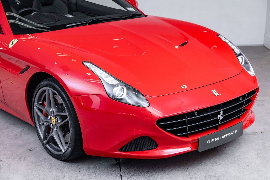 Ferrari California T