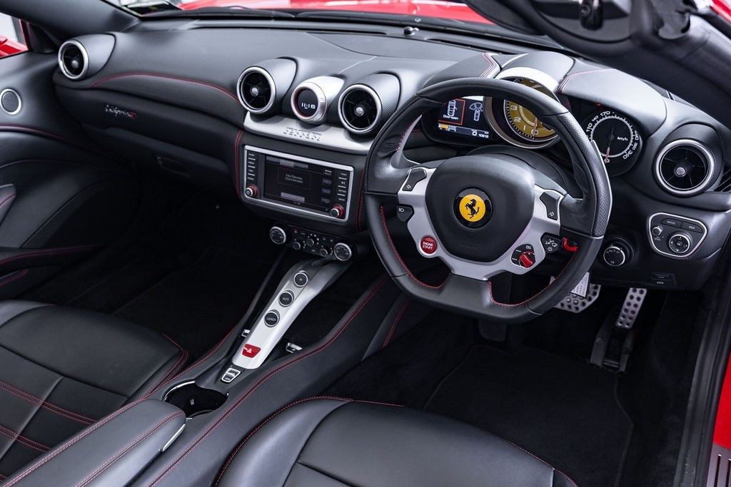 Ferrari California T