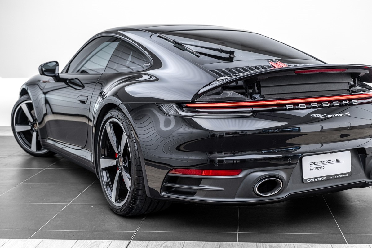 Porsche 911 Carrera S Coupe (992)