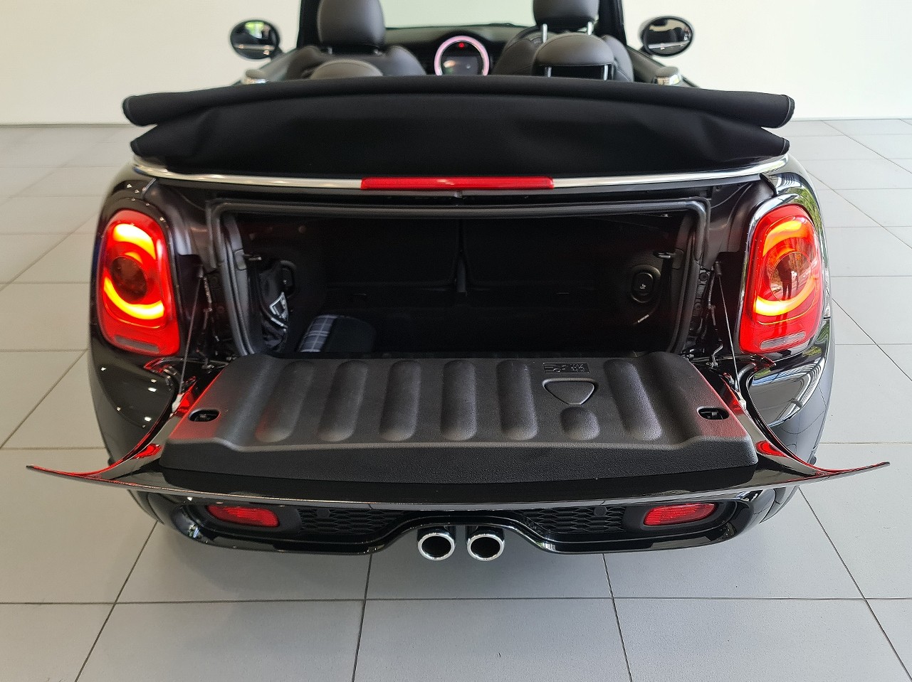 MINI Cooper S Chilli Package Convertible