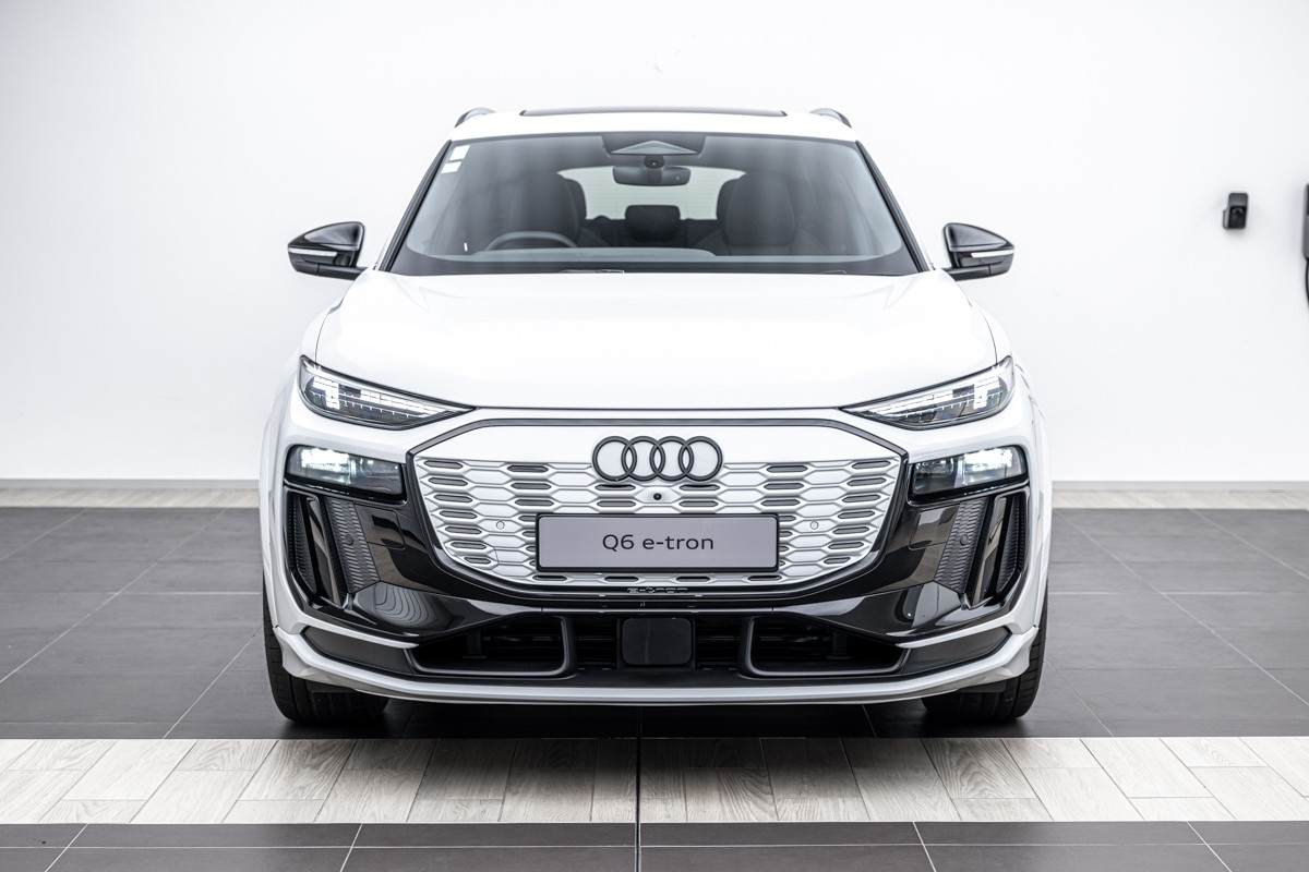 Audi Q6 SUV e-tron quattro 285 kW