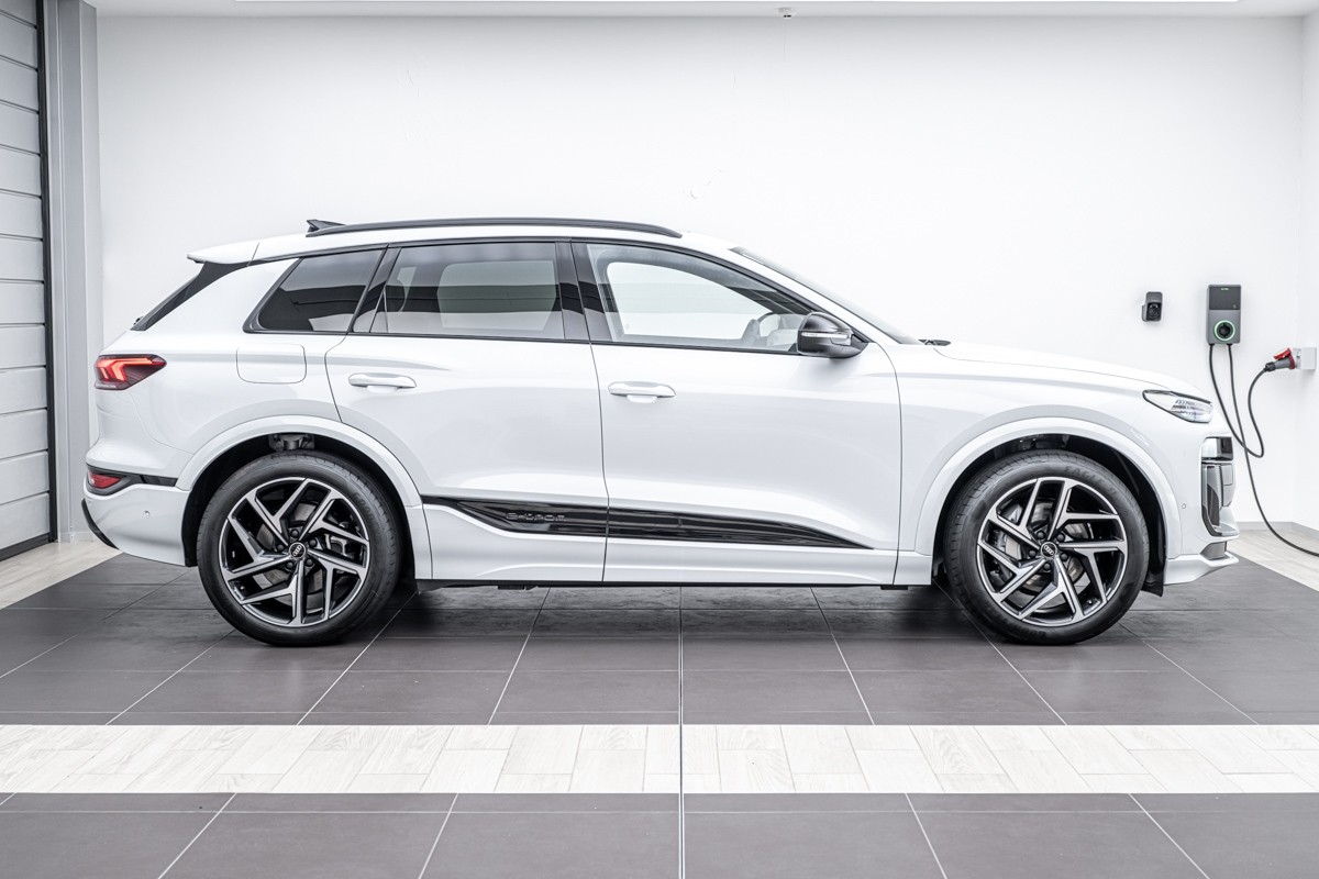 Audi Q6 SUV e-tron quattro 285 kW