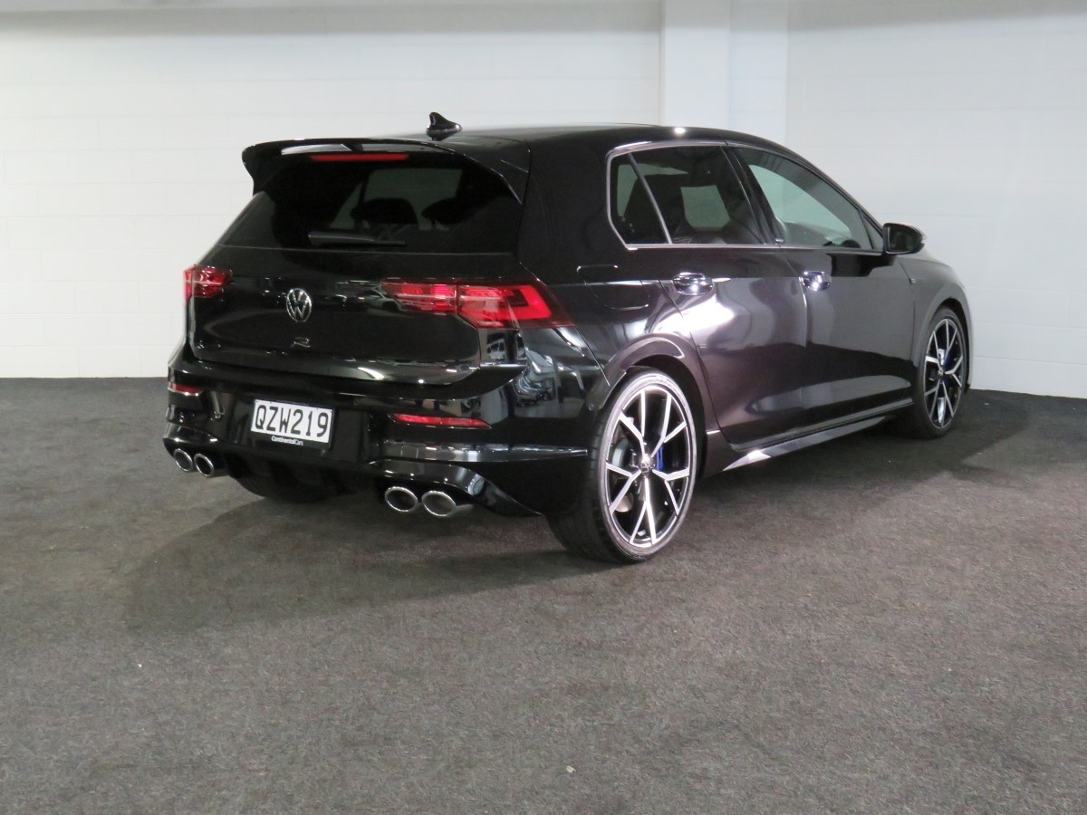 Volkswagen Golf R 1st Edition