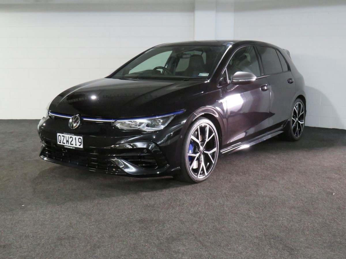 Volkswagen Golf R 1st Edition