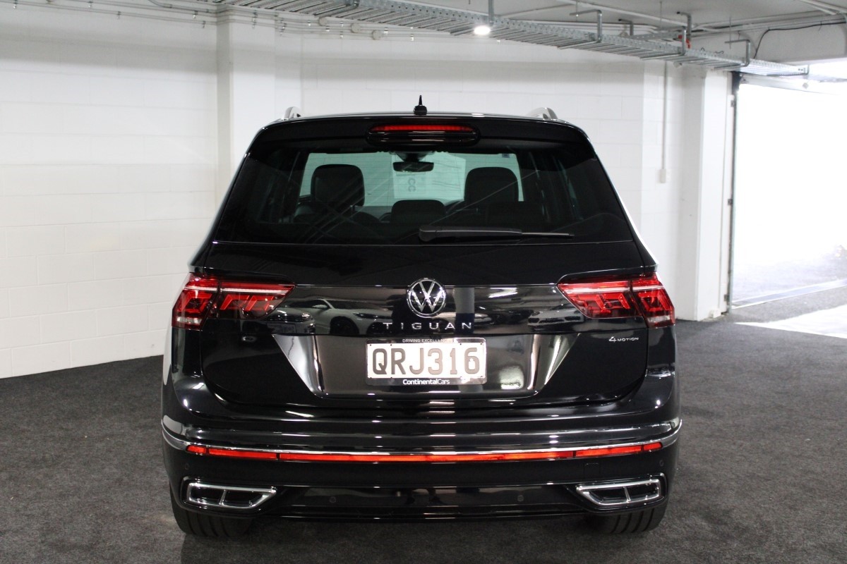 Volkswagen Tiguan TSI R-LINE AWD 180KW