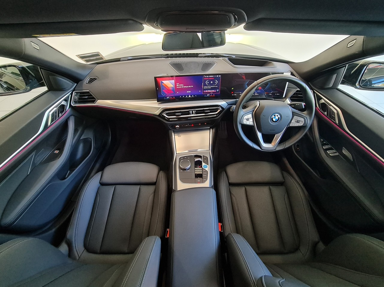 BMW i4 35e