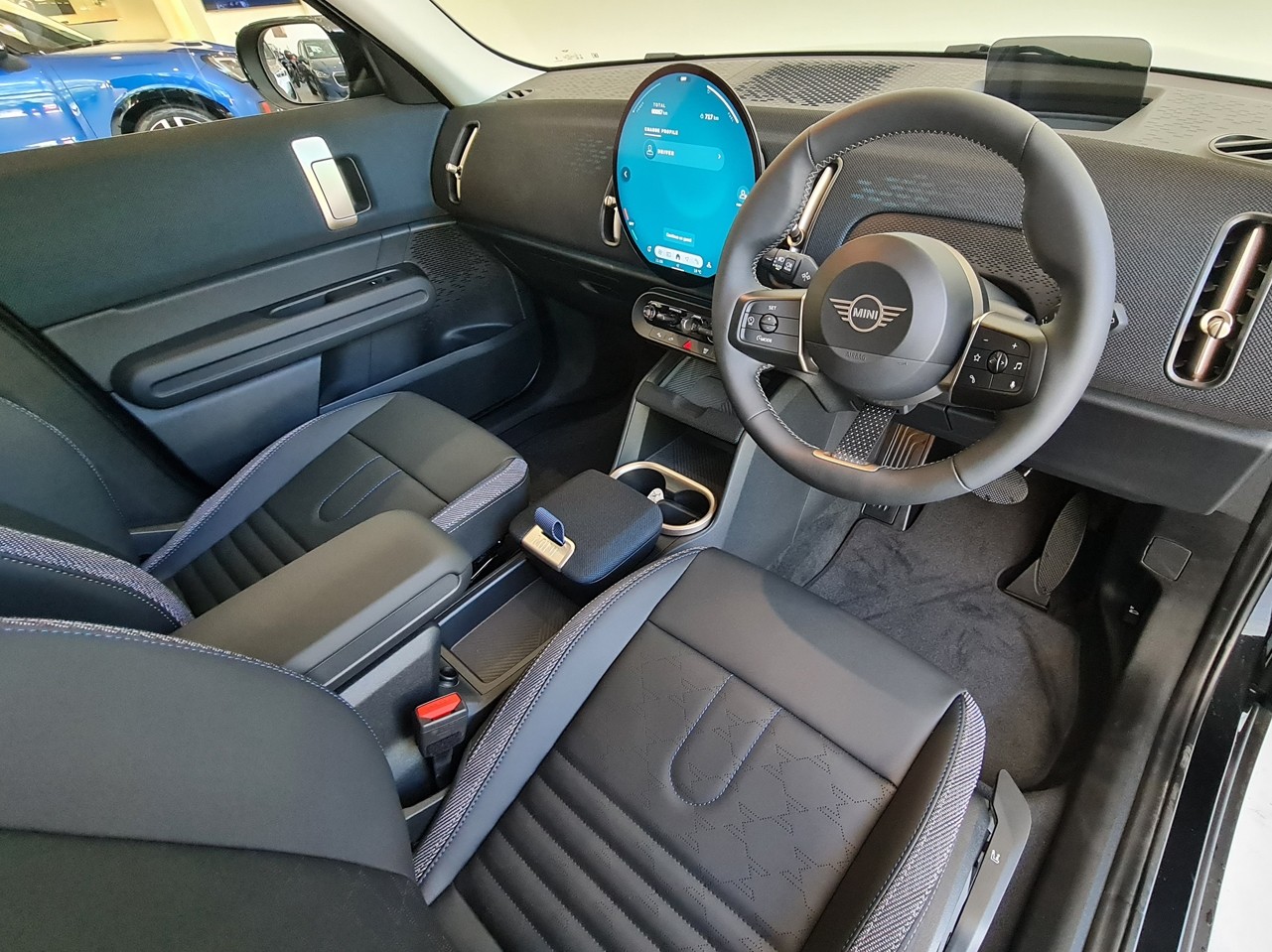 MINI Countryman C Core