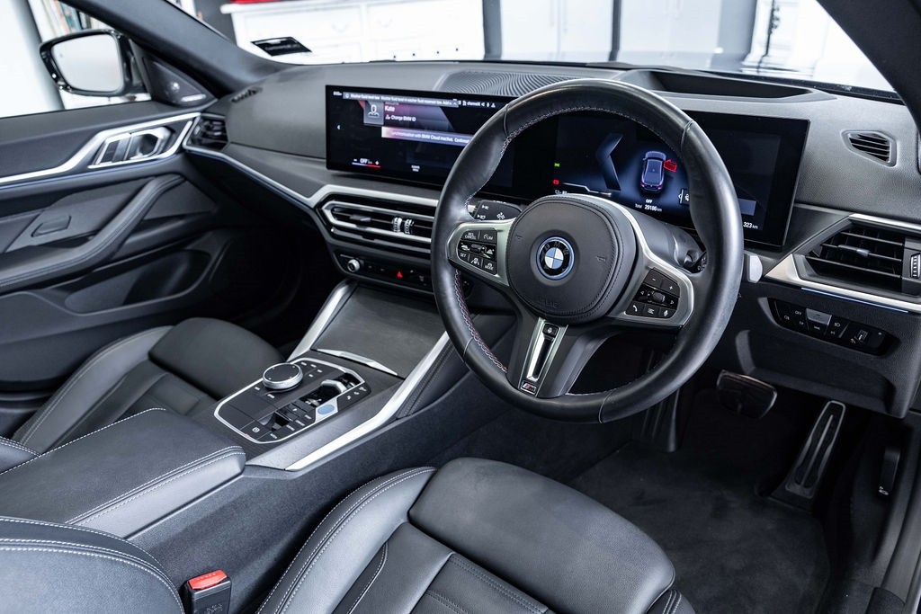 BMW i4 M50 M Performance + Comfort