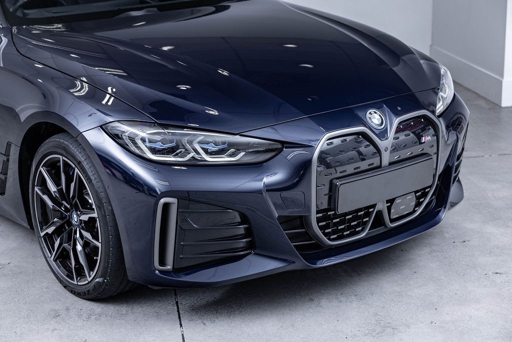 BMW i4 M50 M Performance + Comfort