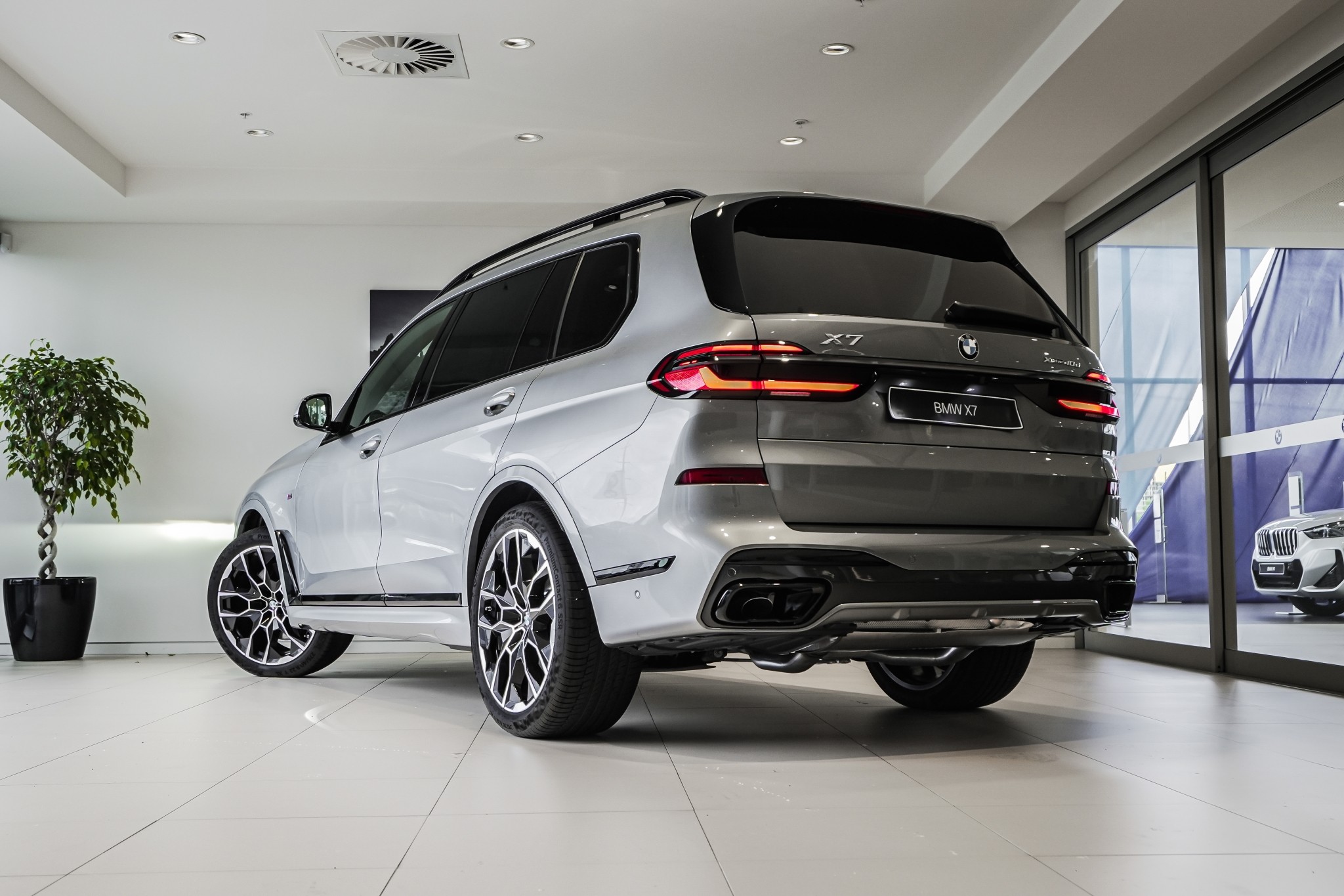 BMW X7 xDrive40d M Sport + Luxury