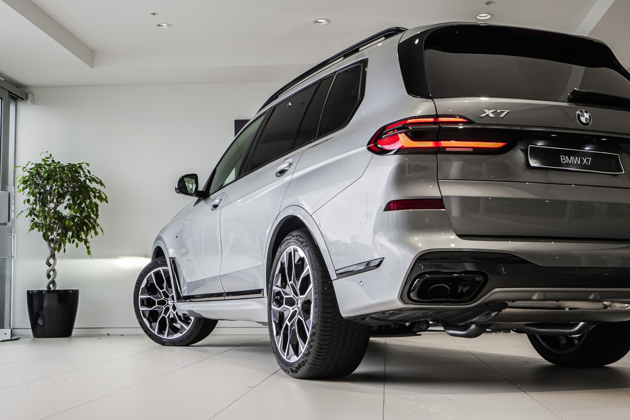 BMW X7 xDrive40d M Sport + Luxury