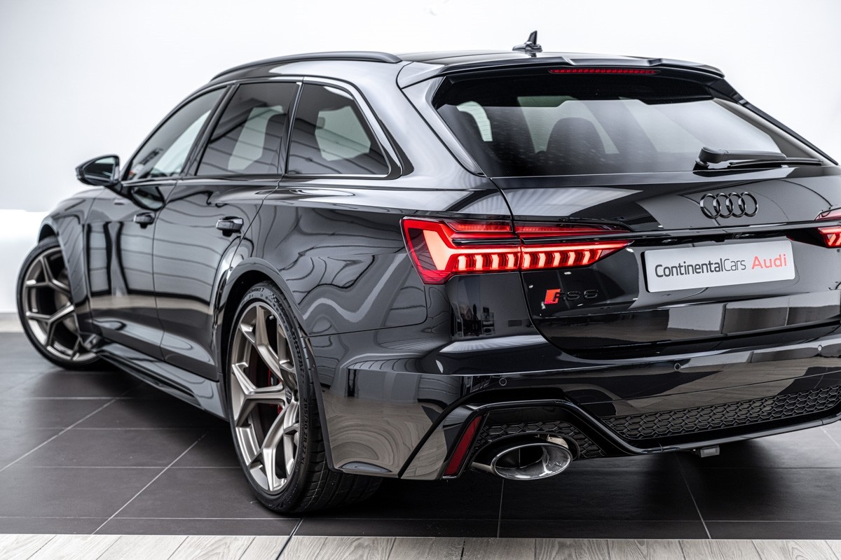 Audi RS6 AVANT PERFORMANCE TFSI