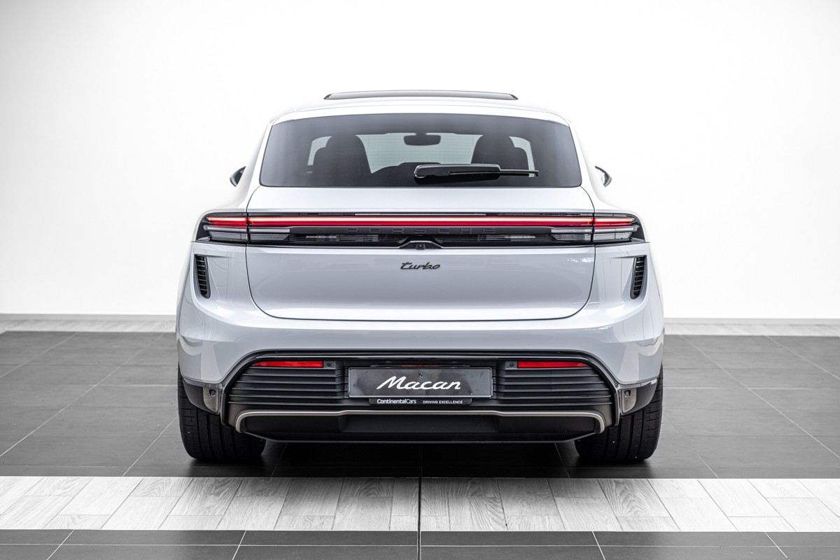 Porsche Macan Turbo Electric