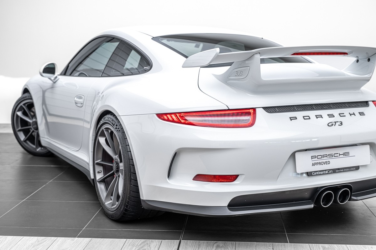 Porsche 911 GT3 (991)