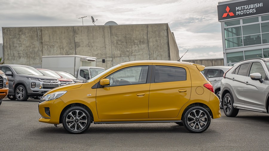 2023 Mitsubishi Mirage 5