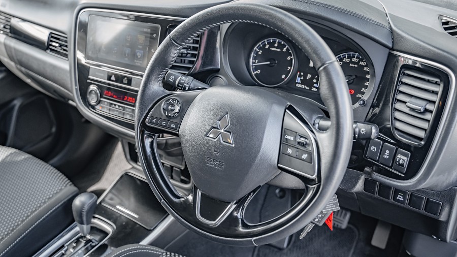2019 Mitsubishi Outlander 9