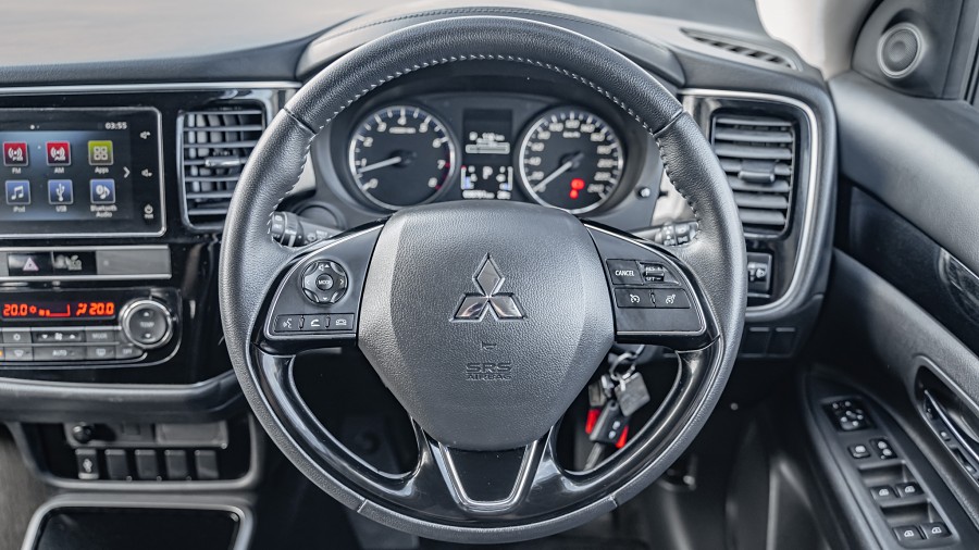 2019 Mitsubishi Outlander 11
