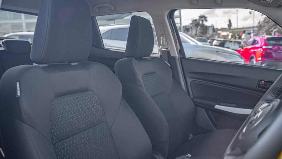 2023 Suzuki Swift 8