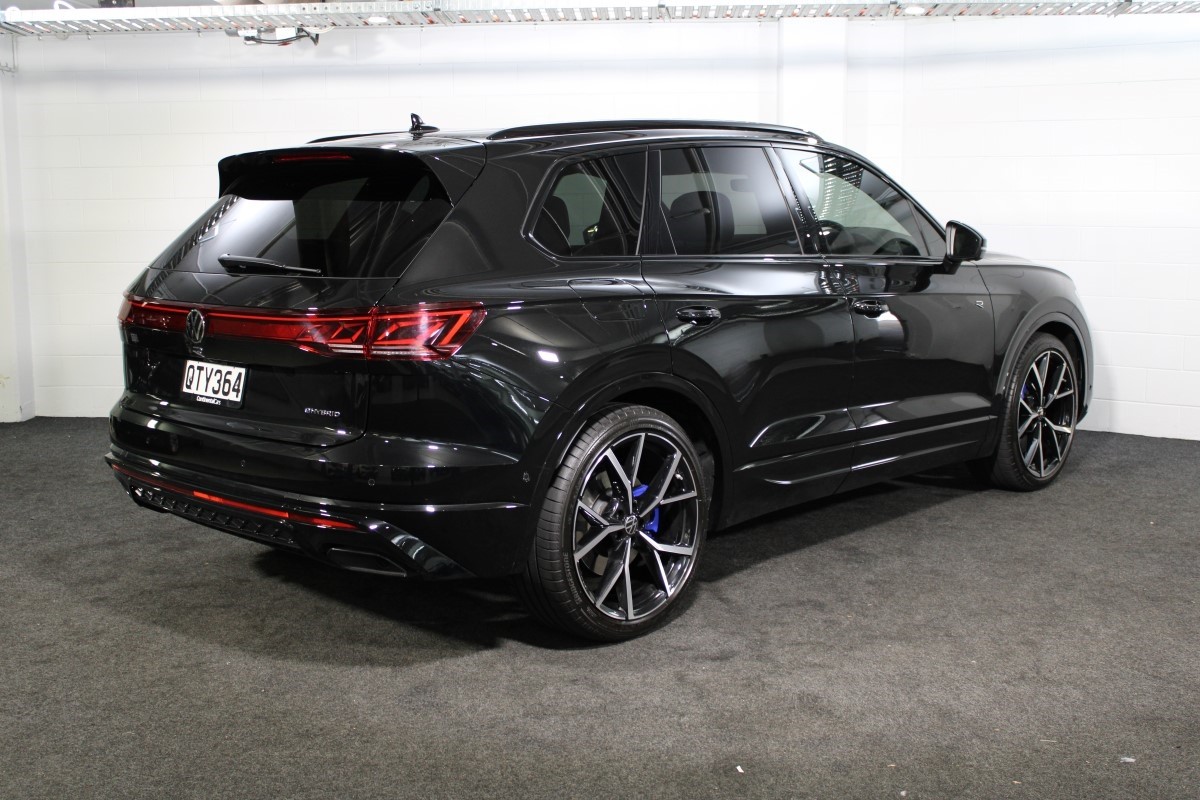 Volkswagen Touareg R PHEV