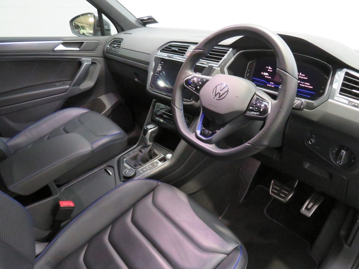 Volkswagen Tiguan TSI R 235KW AWD