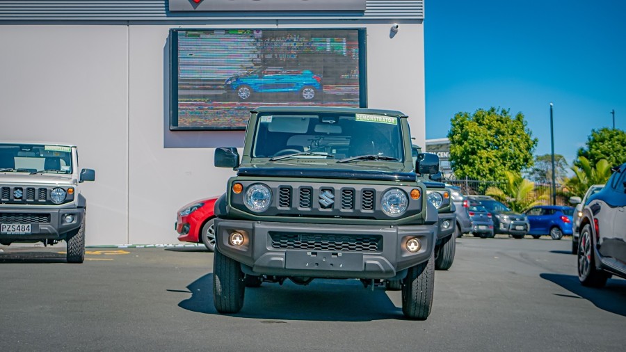 2025 Suzuki Jimny 3