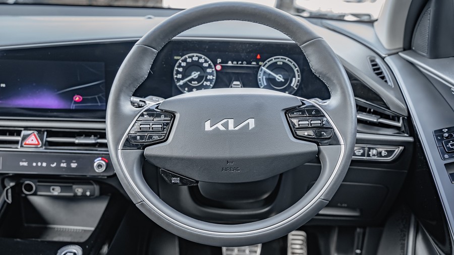2025 Kia Niro 11