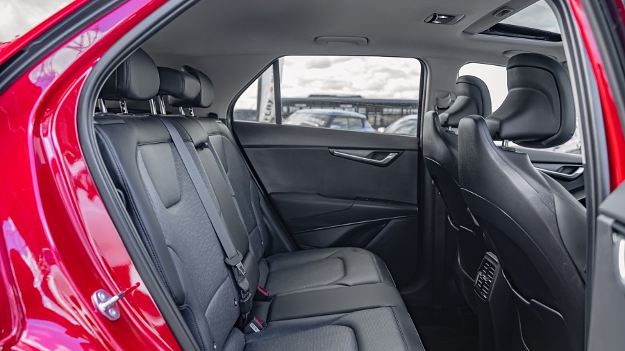 2025 Kia Niro 16