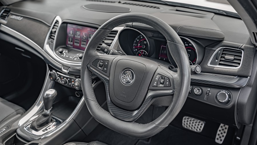 2015 Holden Commodore 9