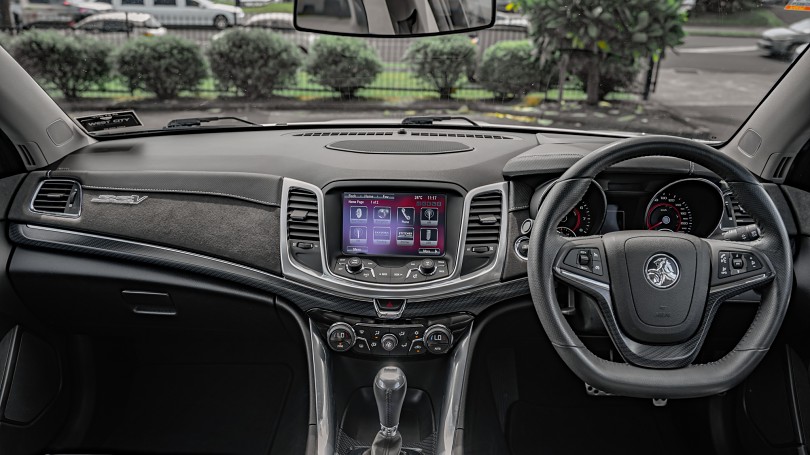 2015 Holden Commodore 10
