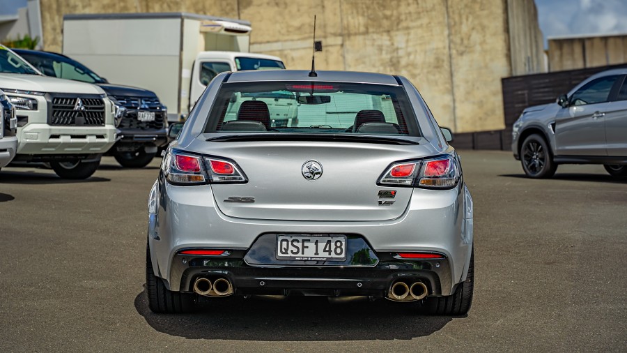 2015 Holden Commodore 4