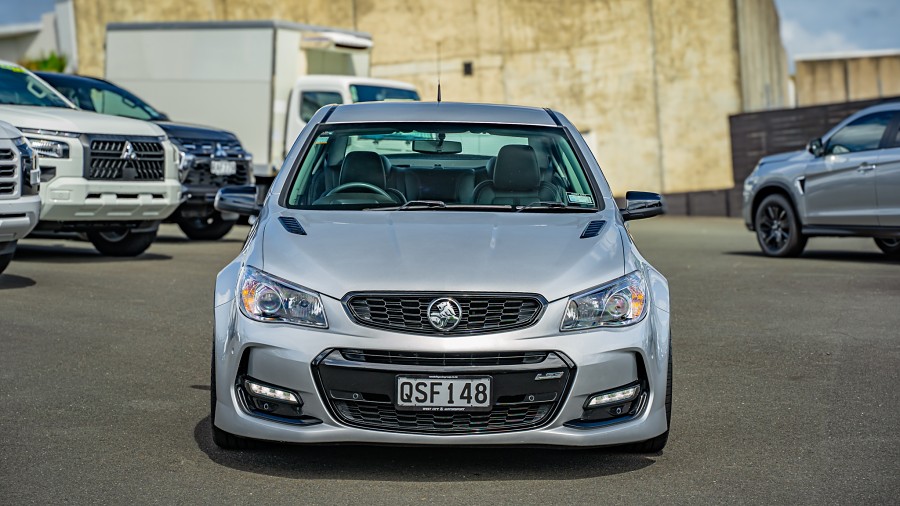 2015 Holden Commodore 3