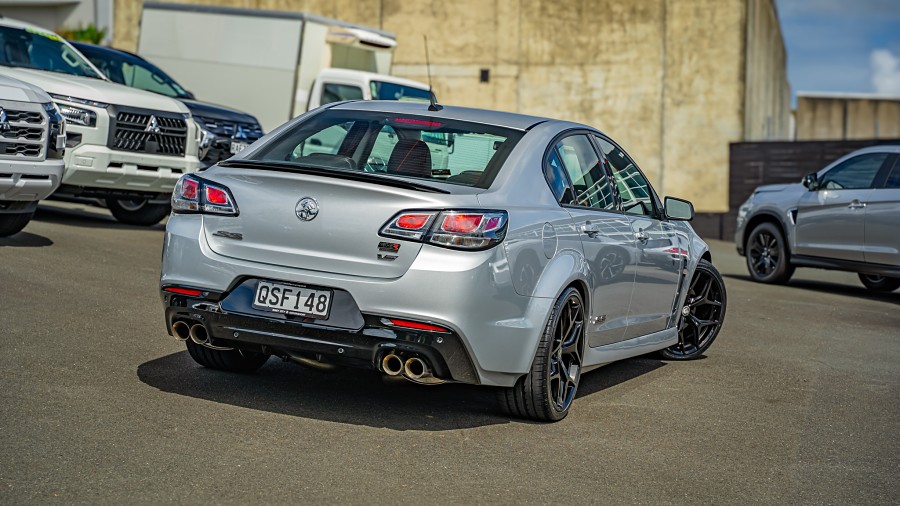2015 Holden Commodore 2