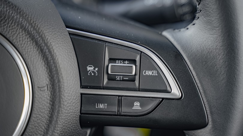 2025 Suzuki Jimny 14