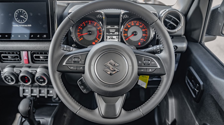 2025 Suzuki Jimny 11