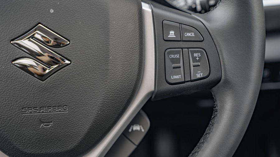2025 Suzuki S-Cross 14