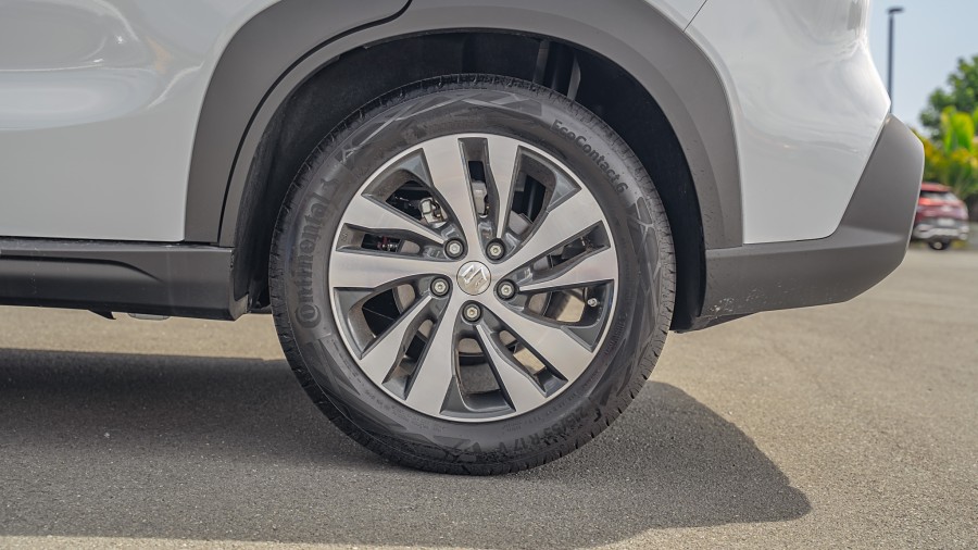2025 Suzuki S-Cross 7