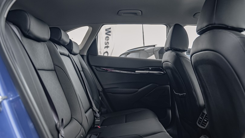 2025 Kia Seltos 16